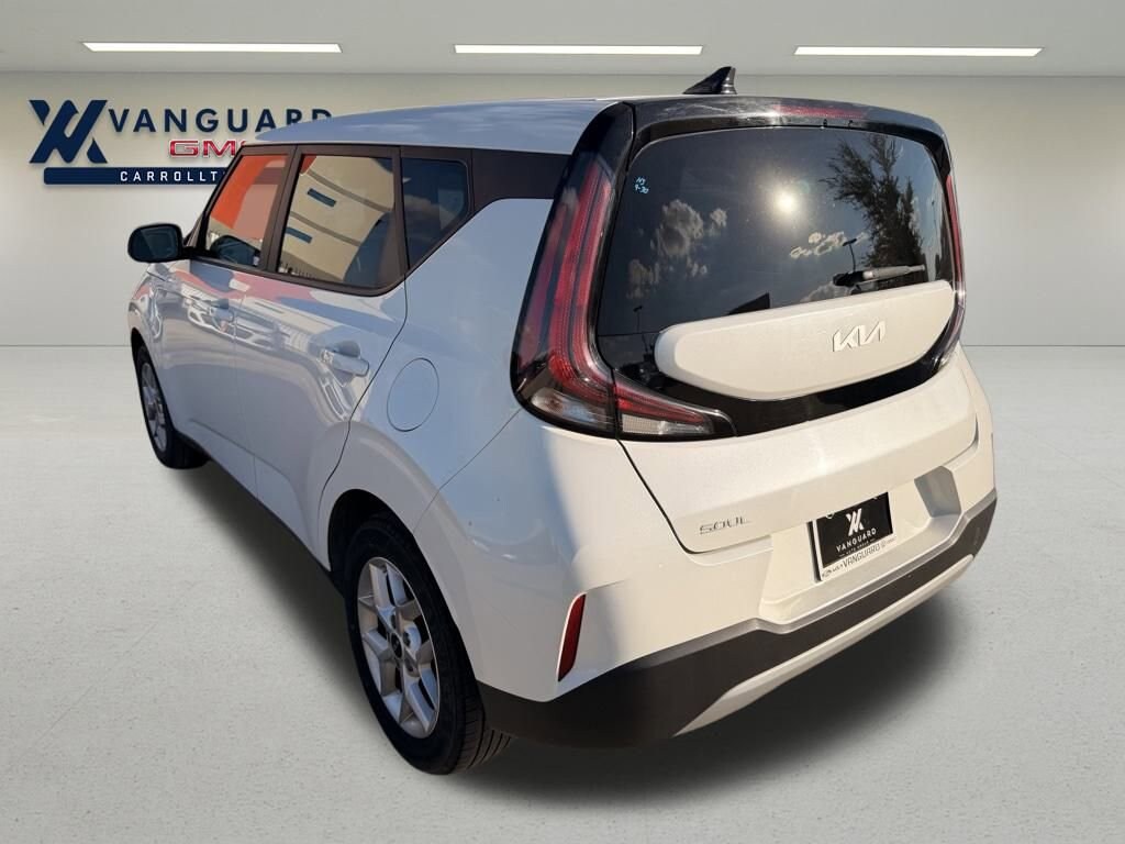 Used 2023 Kia Soul LX Crossover