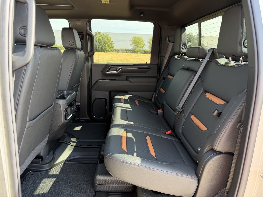 2026 GMC Sierra 2500HD AT4 - Photo 24