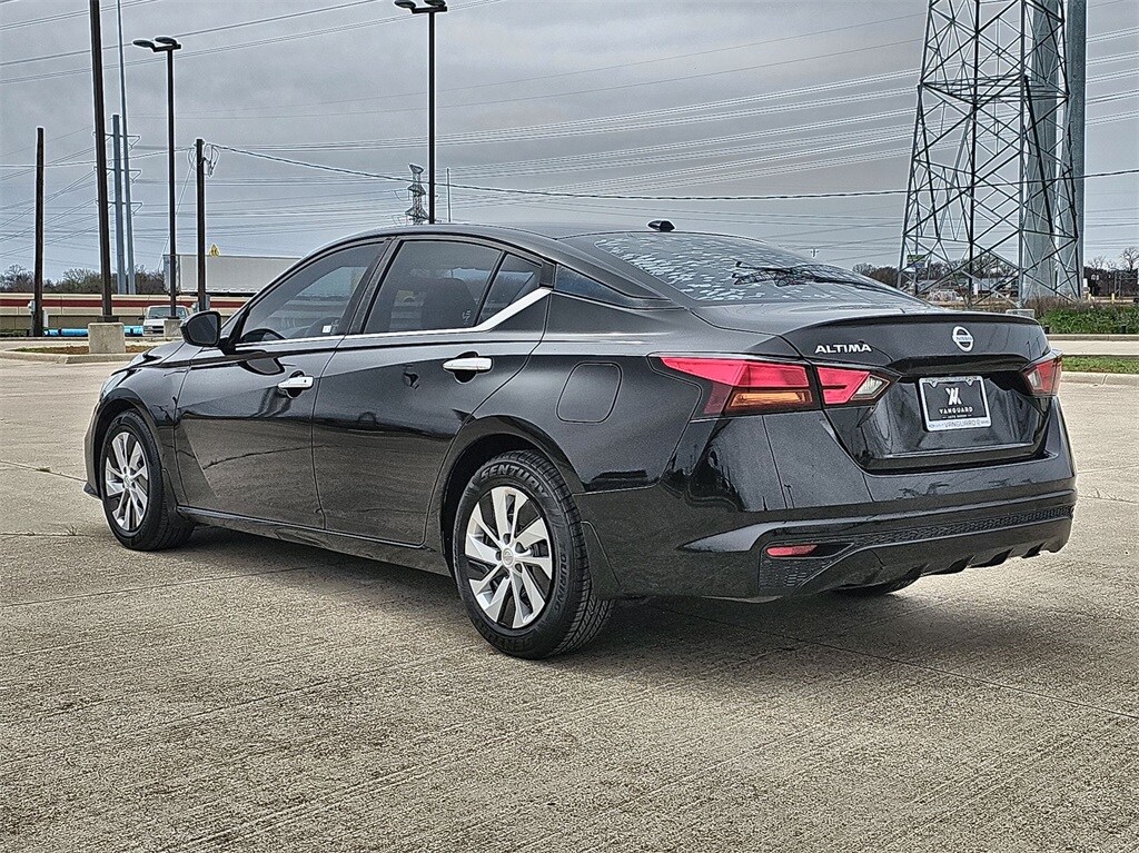 2019 Nissan Altima 2.5 S photo 3