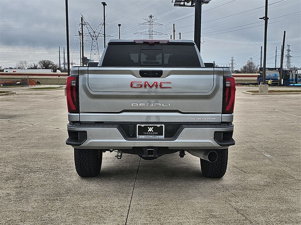 2024 Gmc Sierra Denali photo 4