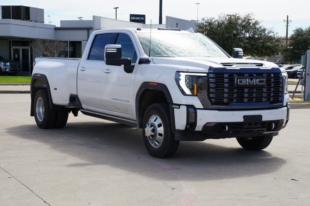 2024 Gmc Sierra Denali Ultimate photo 3