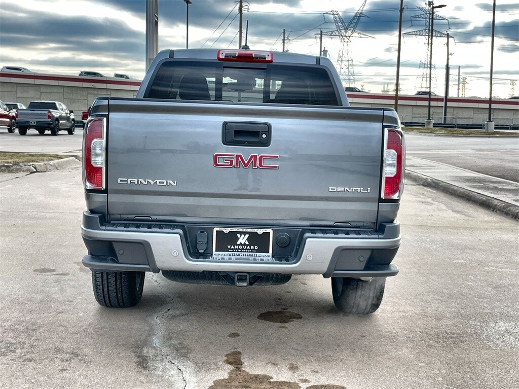 2019 Gmc Canyon Denali photo 2