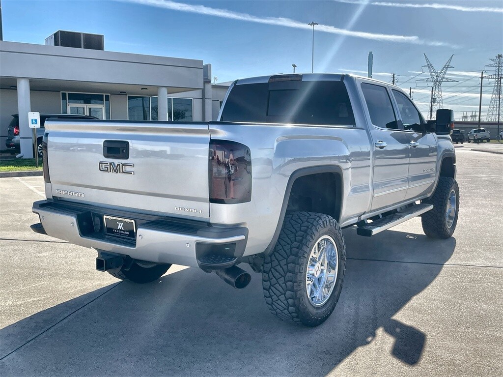 2019 Gmc Sierra Denali photo 3