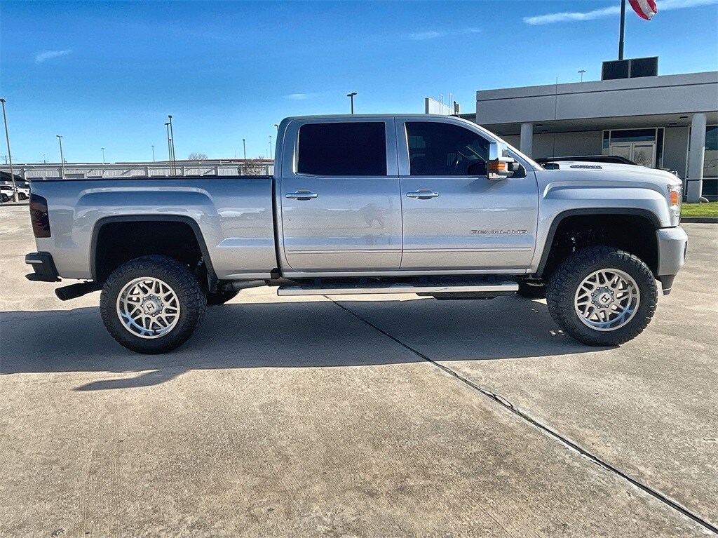 2019 Gmc Sierra Denali photo 4