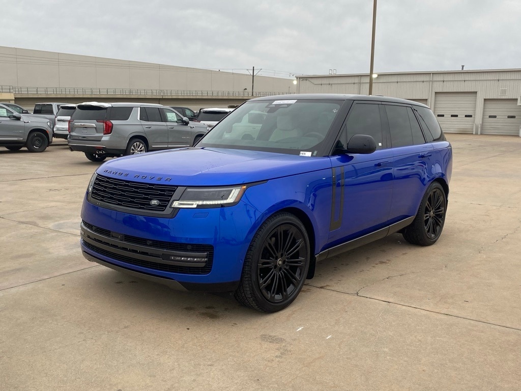 Used 2024 Land Rover Range Rover SE with VIN SALKP9FU9RA203844 for sale in Austin, TX