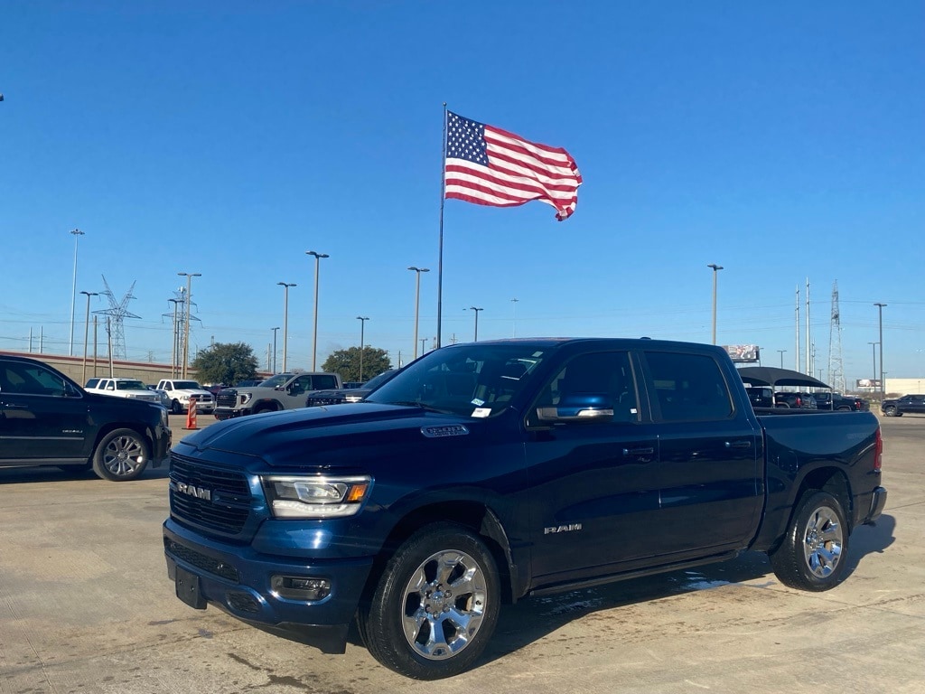 Used 2020 RAM Ram 1500 Pickup Big Horn/Lone Star with VIN 1C6RREFT2LN156843 for sale in Austin, TX