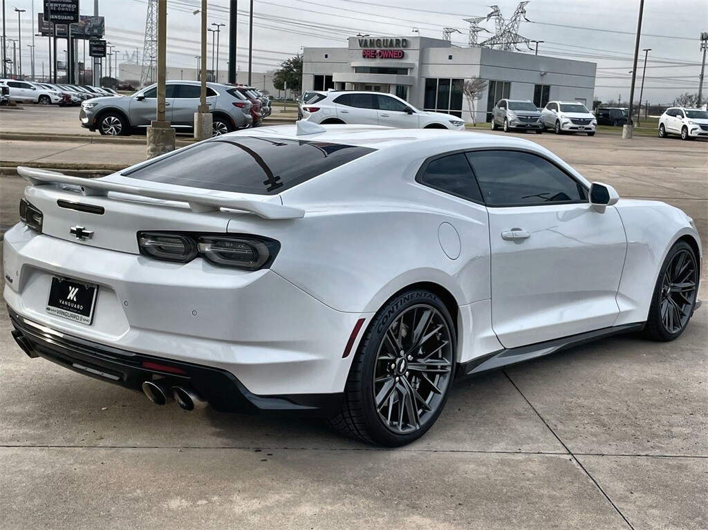 2019 Chevrolet Camaro ZL1 photo 3