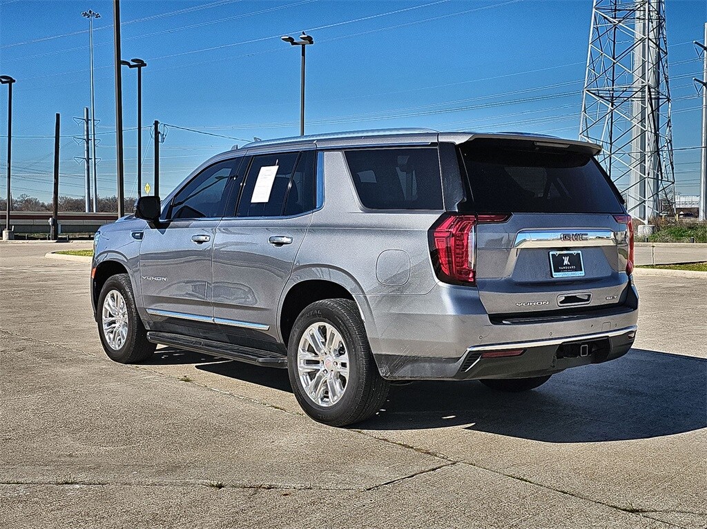 2022 Gmc Yukon SLT photo 3
