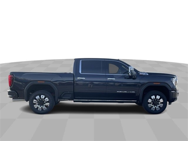 2024 Gmc Sierra Denali photo 3