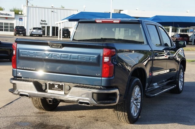 2022 Chevrolet Silverado 1500 LT photo 4