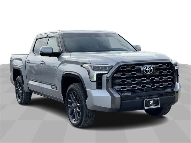 2023 Toyota Tundra Platinum photo 4