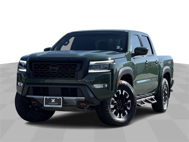 2022 Nissan Frontier PRO-4X's photo