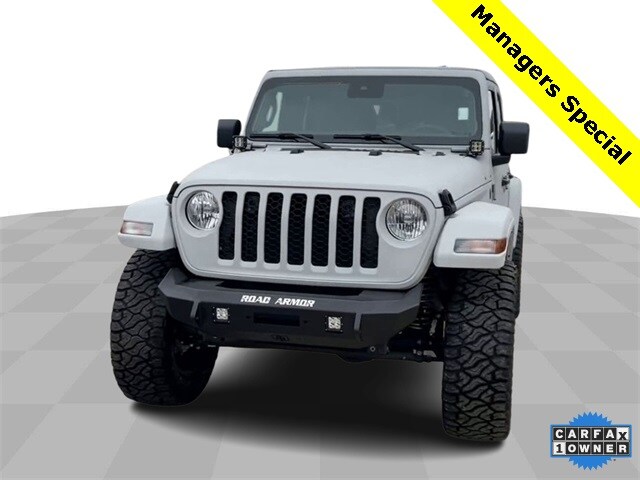 2024 Jeep Wrangler photo 3