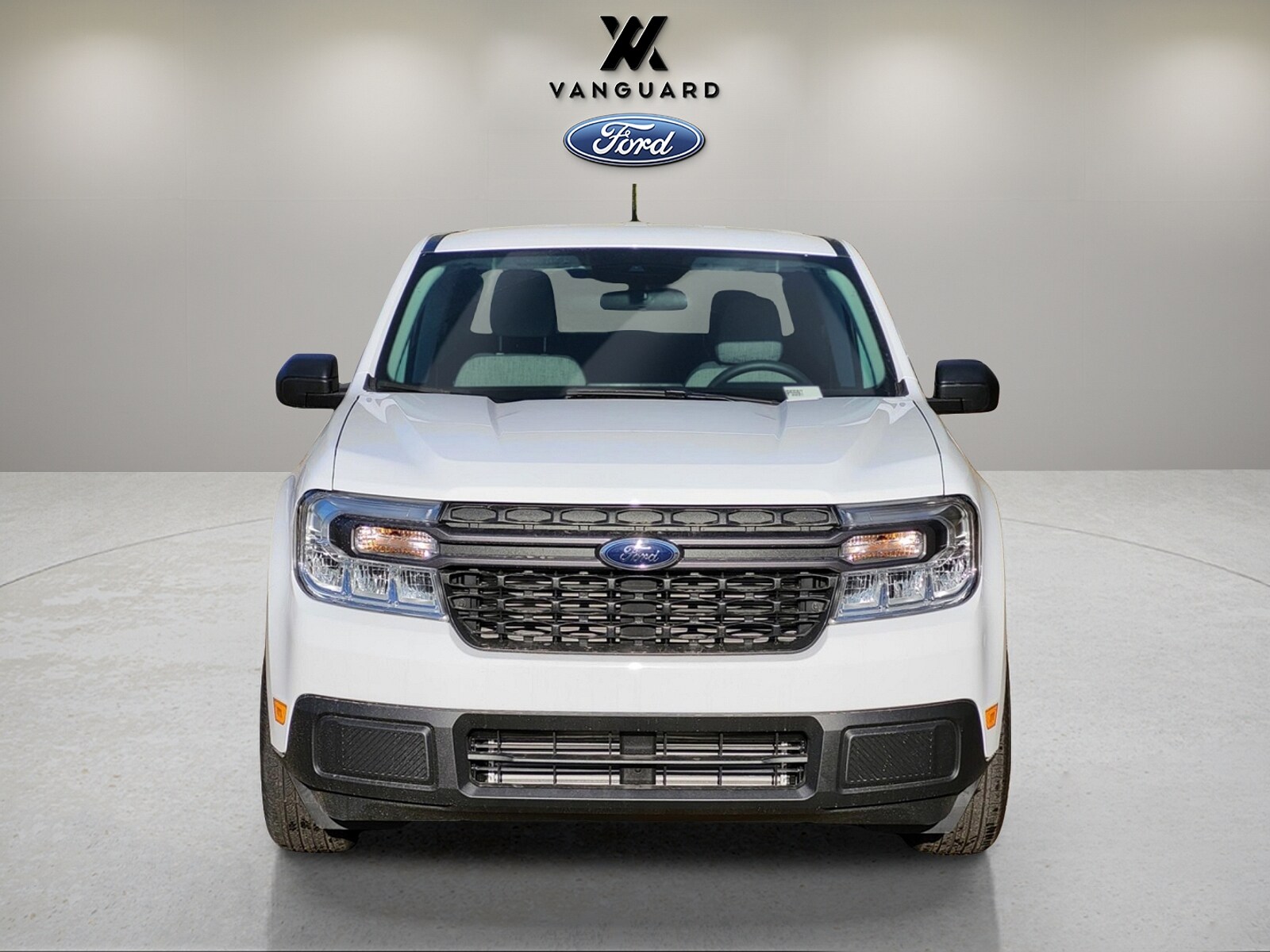 2023 Ford Maverick XLT photo 2