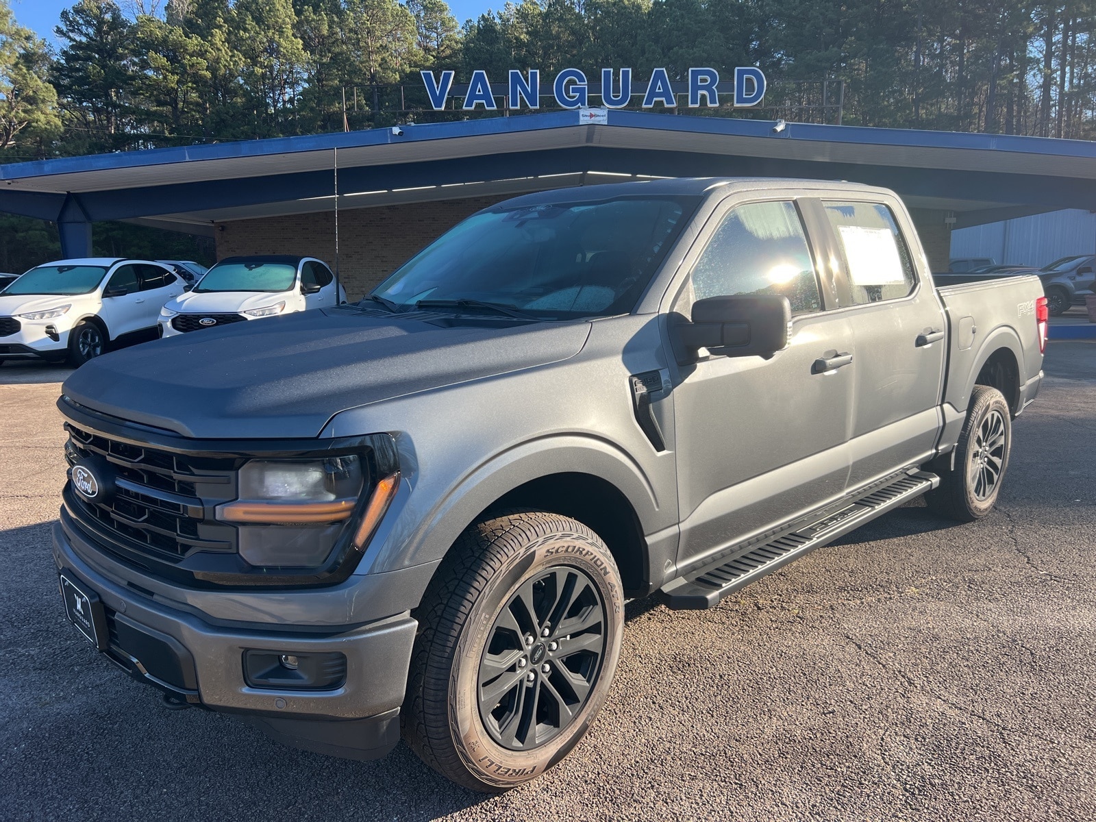 2025 Ford F-150 XLT's photo
