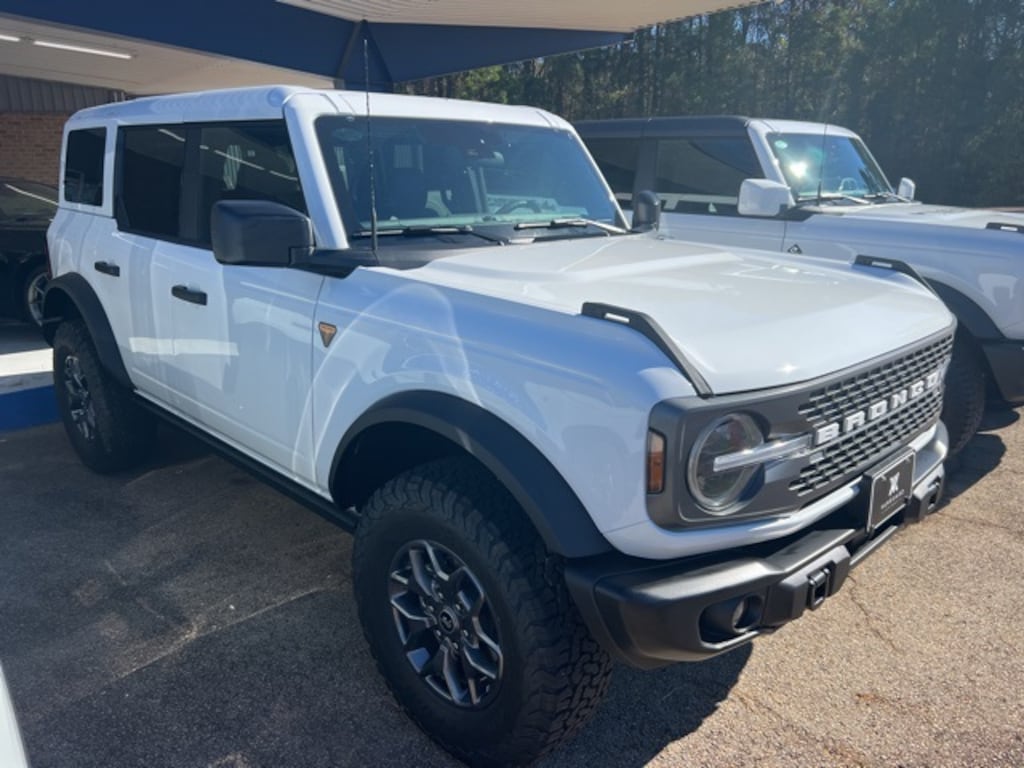 New 2025 Ford Bronco Badlands SUV