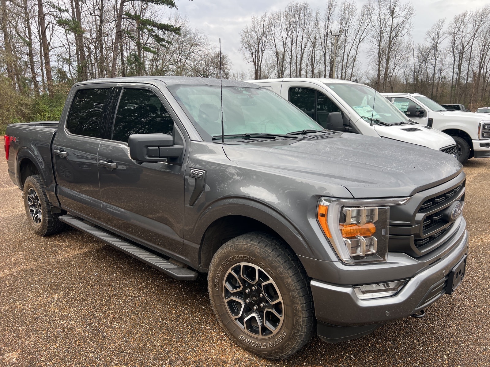 2022 Ford F-150 XLT's photo