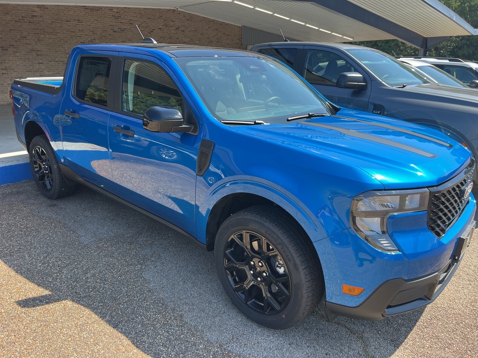 2025 Ford Maverick XLT photo 3