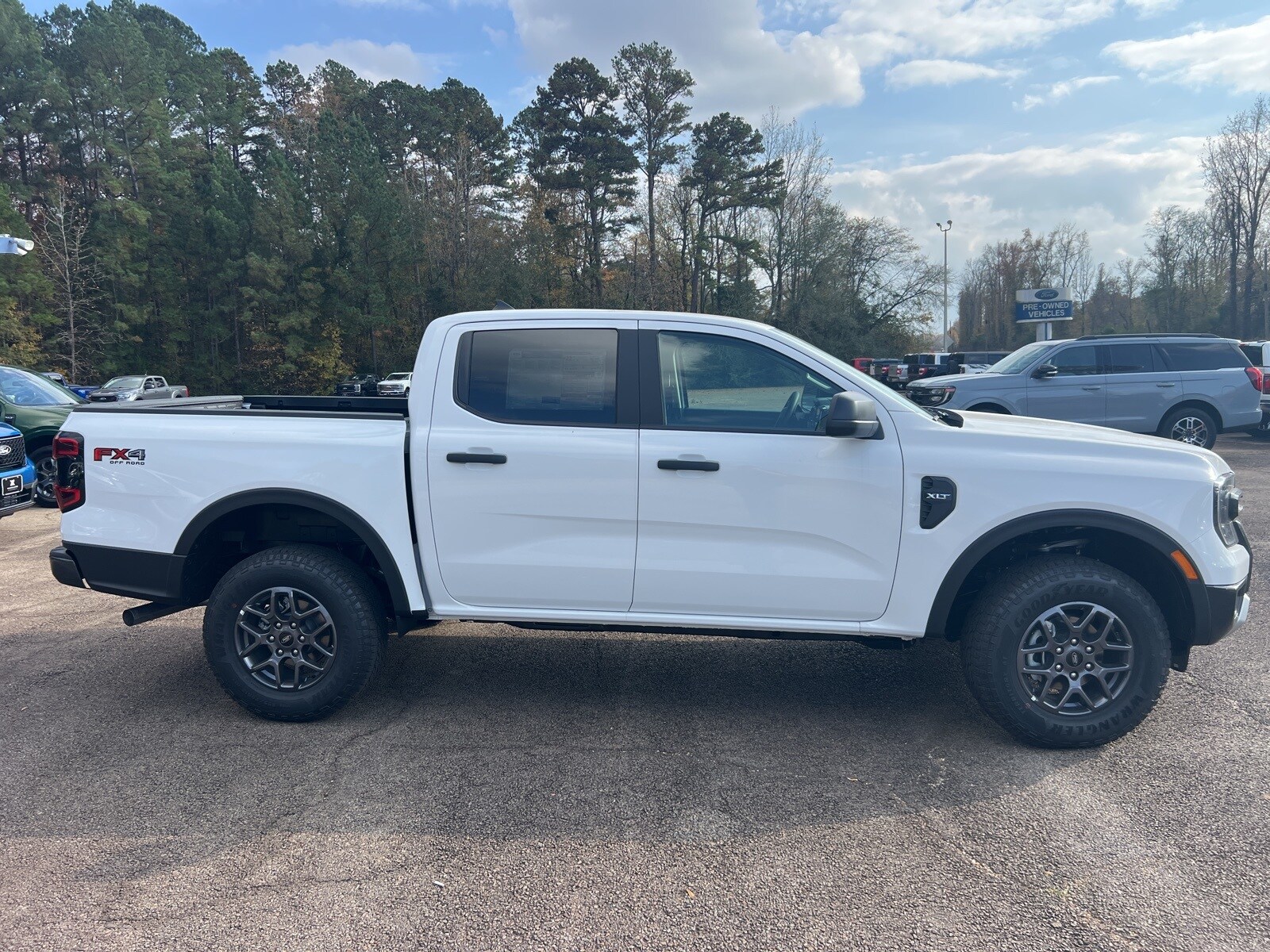 2025 Ford Ranger XLT photo 4