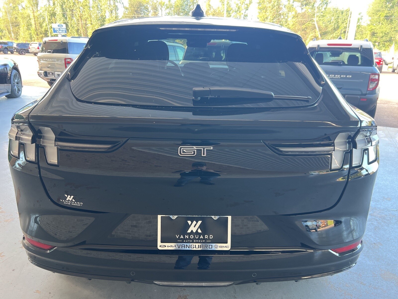 2025 Ford Mustang Mach-E GT photo 4