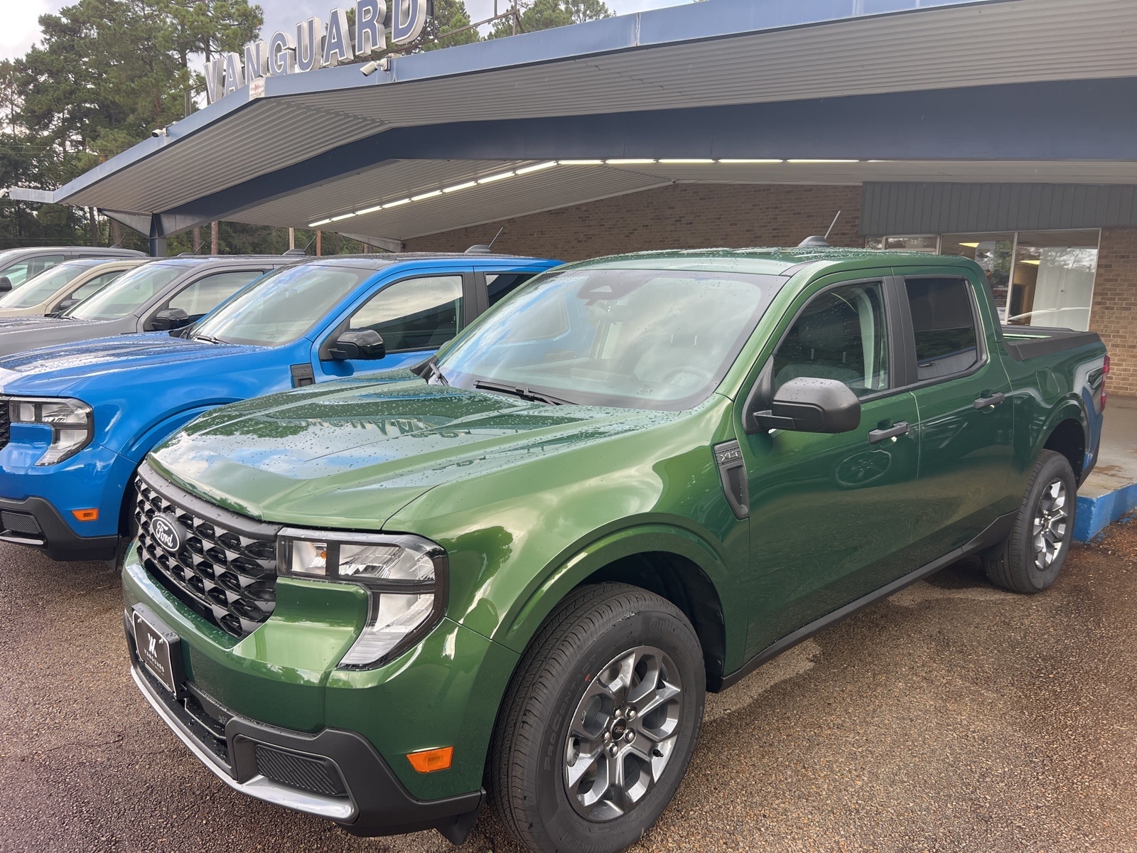 2025 Ford Maverick XLT's photo