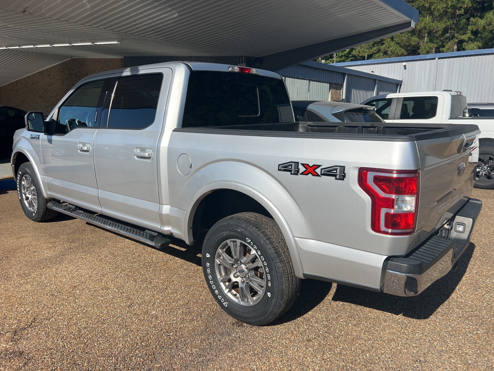 2019 Ford F-150 Lariat photo 3