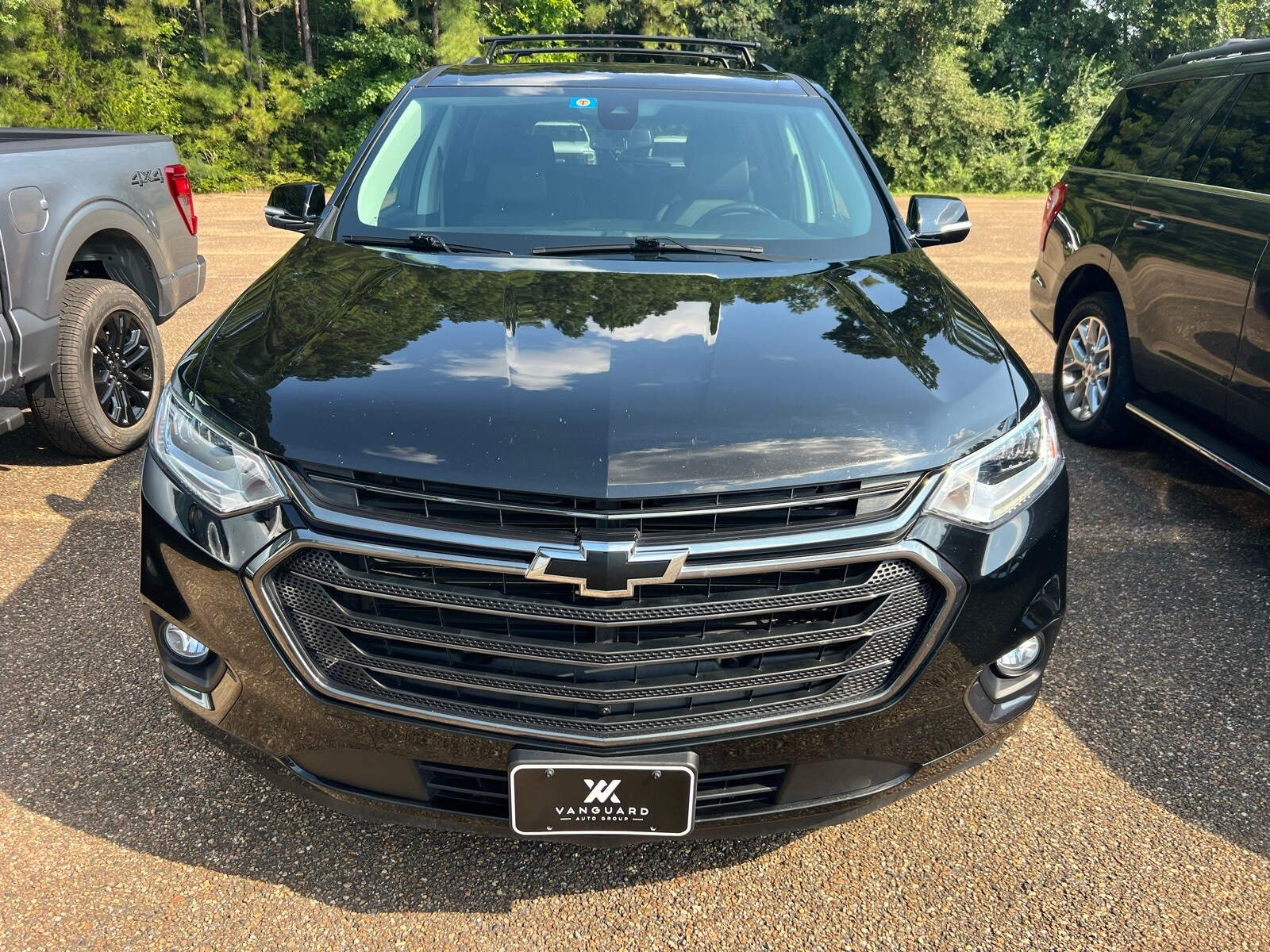 2019 Chevrolet Traverse Premier photo 2