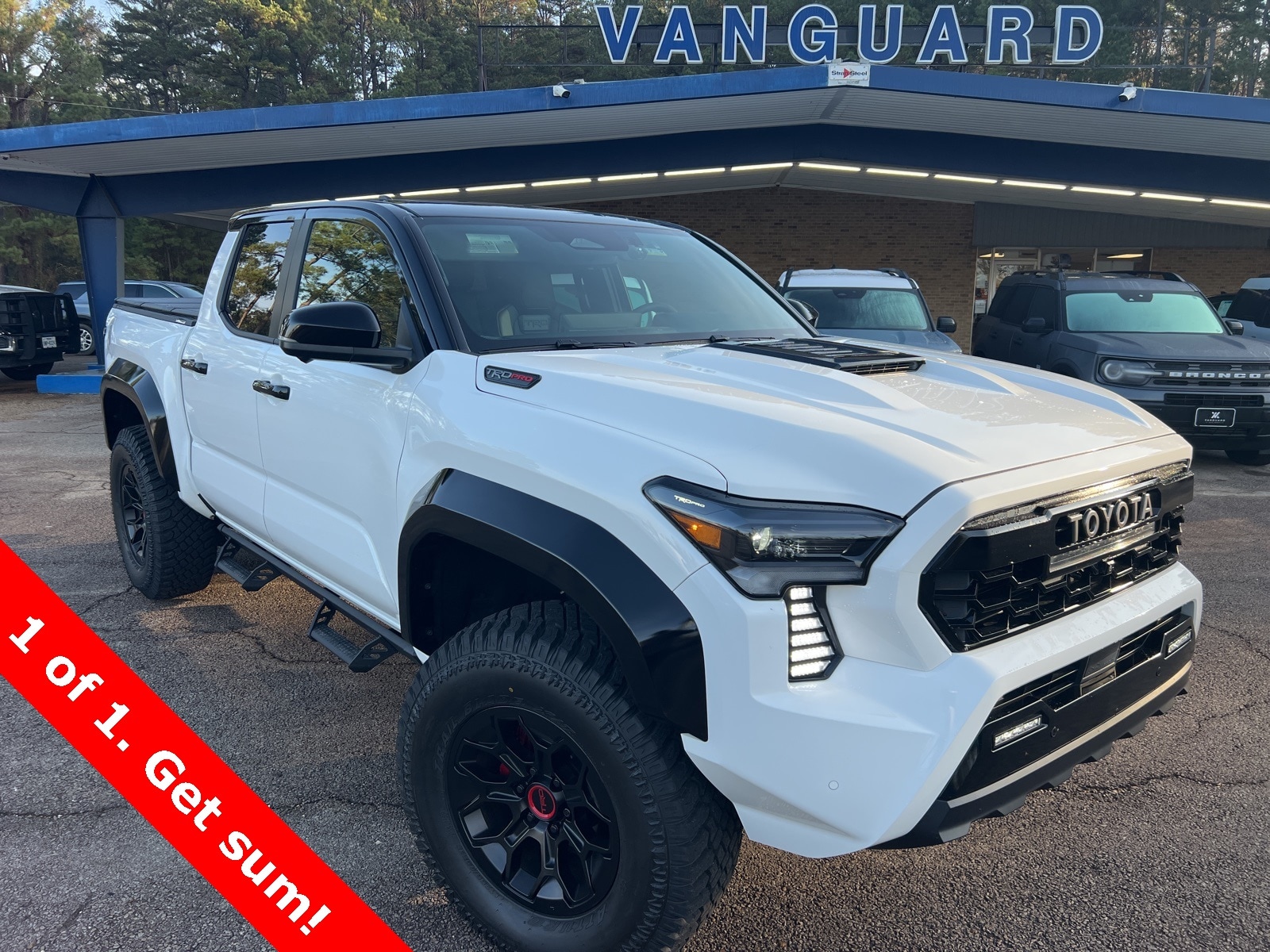 2025 Toyota Tacoma TRD Pro's photo