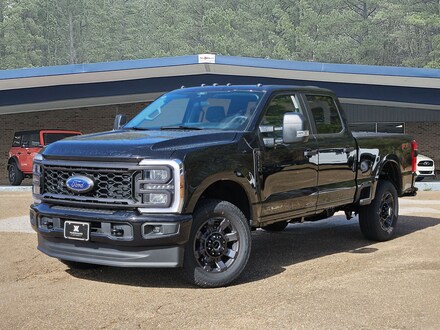 2025 Ford Super Duty XL Truck Crew Cab