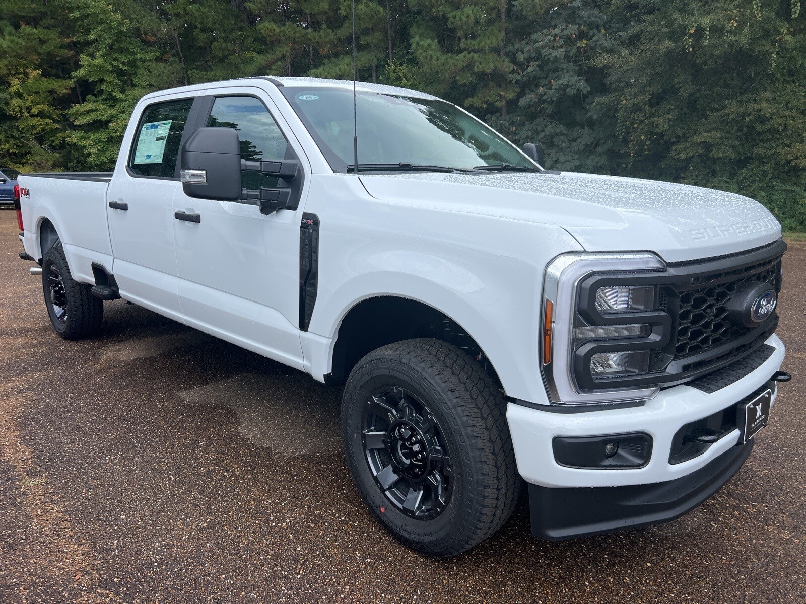 2026 Ford F-250 photo 3