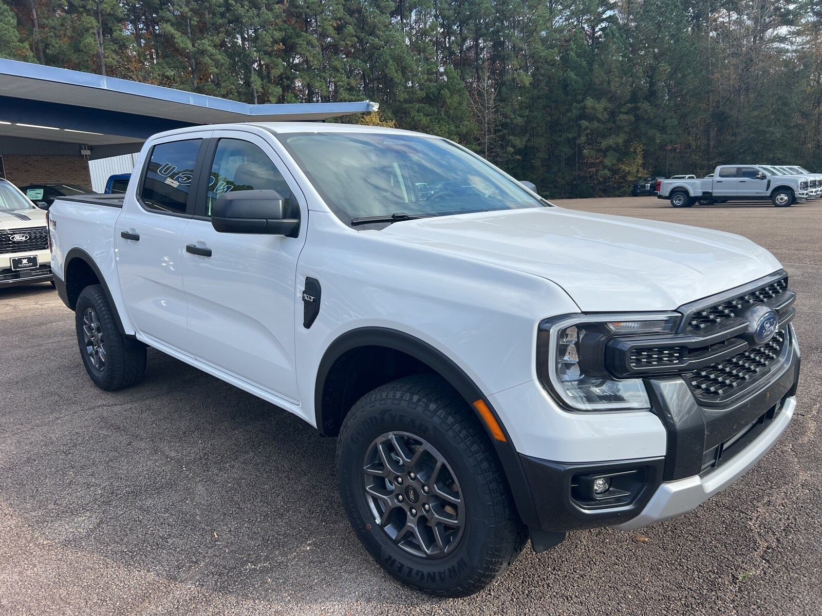 2025 Ford Ranger XLT photo 3