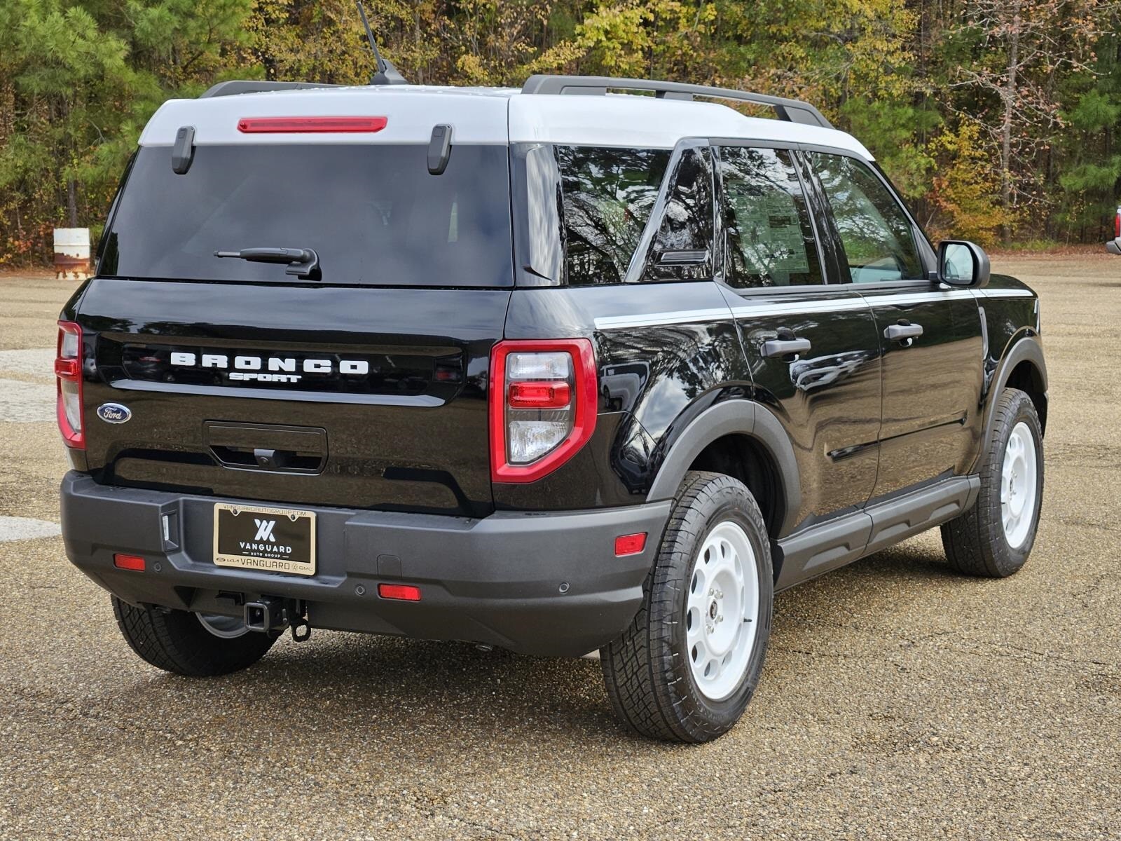 2024 Ford Bronco Sport Heritage photo 3