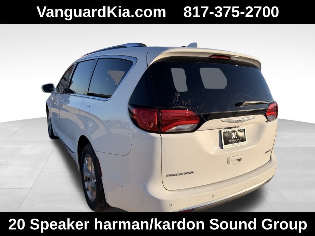 Used 2019 Chrysler Pacifica Limited Minivan/Van