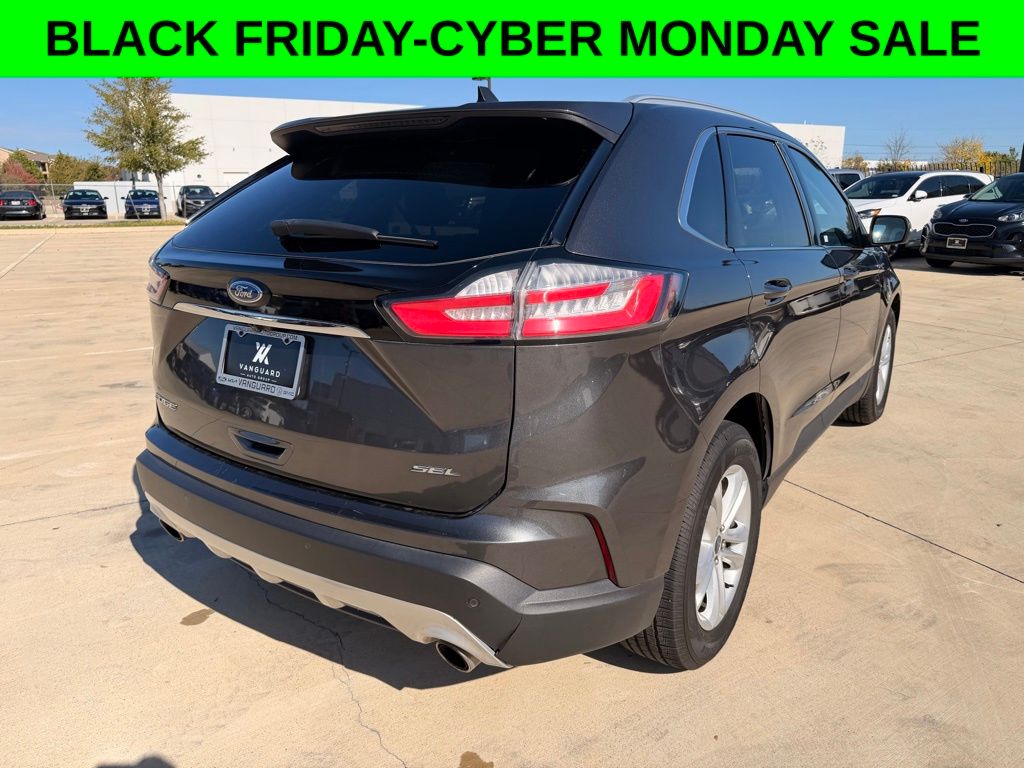 2020 Ford Edge SEL photo 4