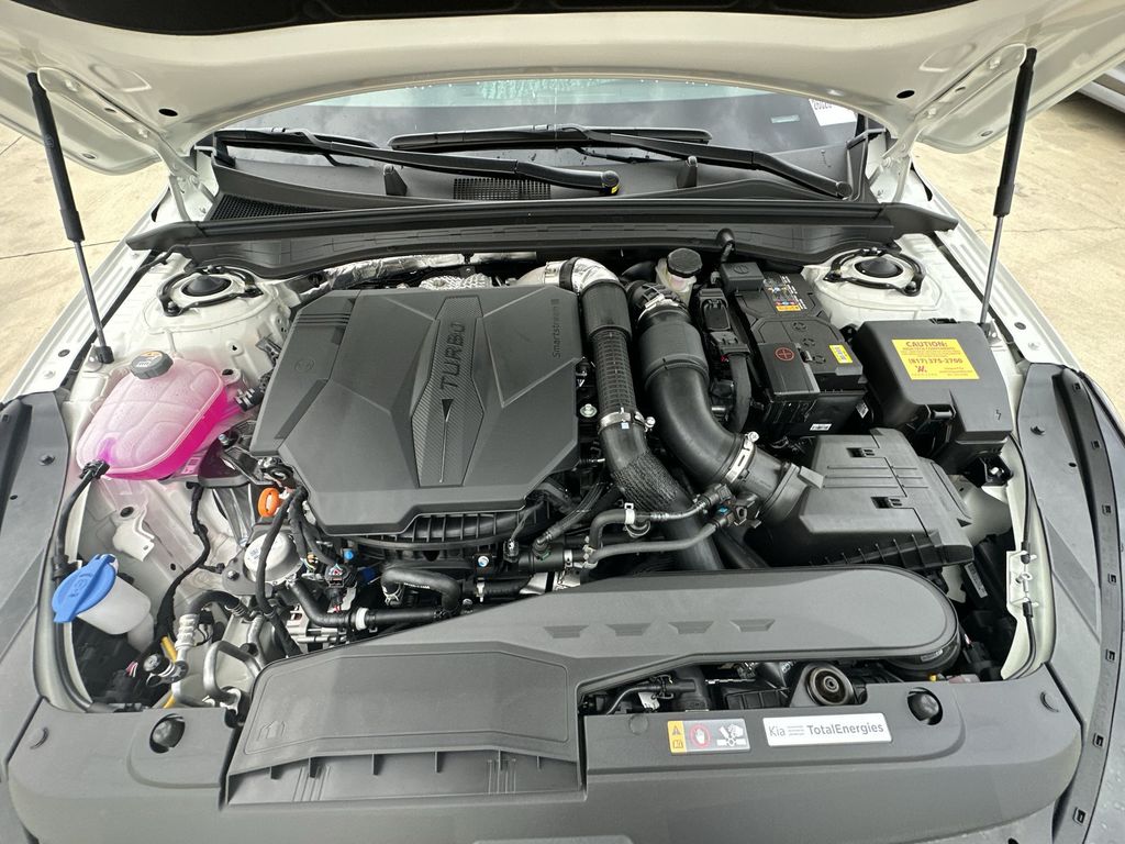 2026 Kia K5 GT - Photo 19