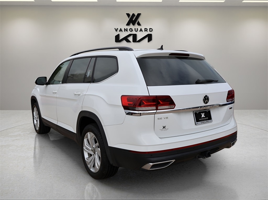 Used 2022 Volkswagen Atlas SE w/Tech with VIN 1V2KR2CA5NC525381 for sale in Arlington, TX