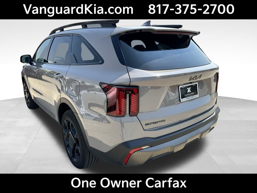 2025 Kia Sorento X-Line SX photo 2