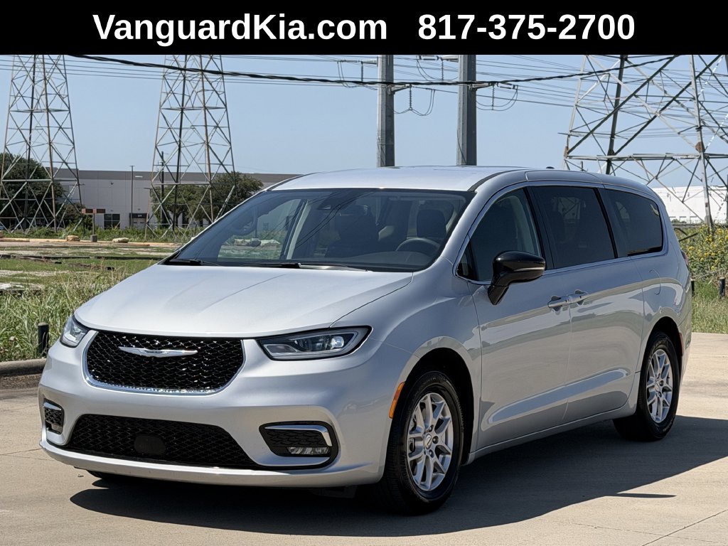 2024 Chrysler Pacifica