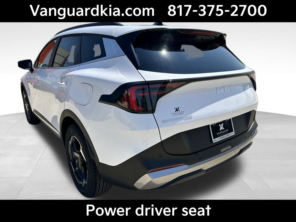 2026 Kia Sportage EX photo 2