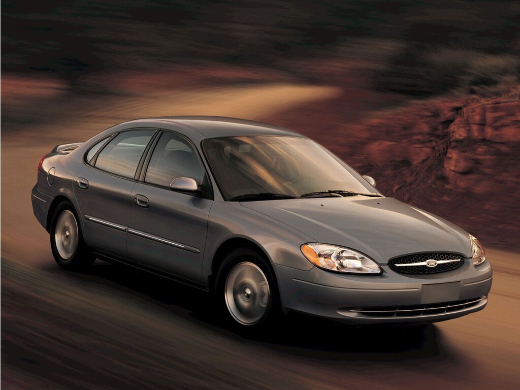 Used 2003 Ford Taurus LX Sedan