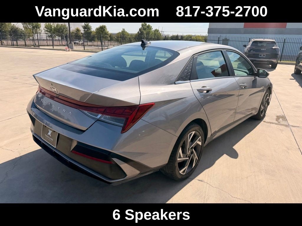 Used 2025 Hyundai Elantra SEL Convenience Sedan