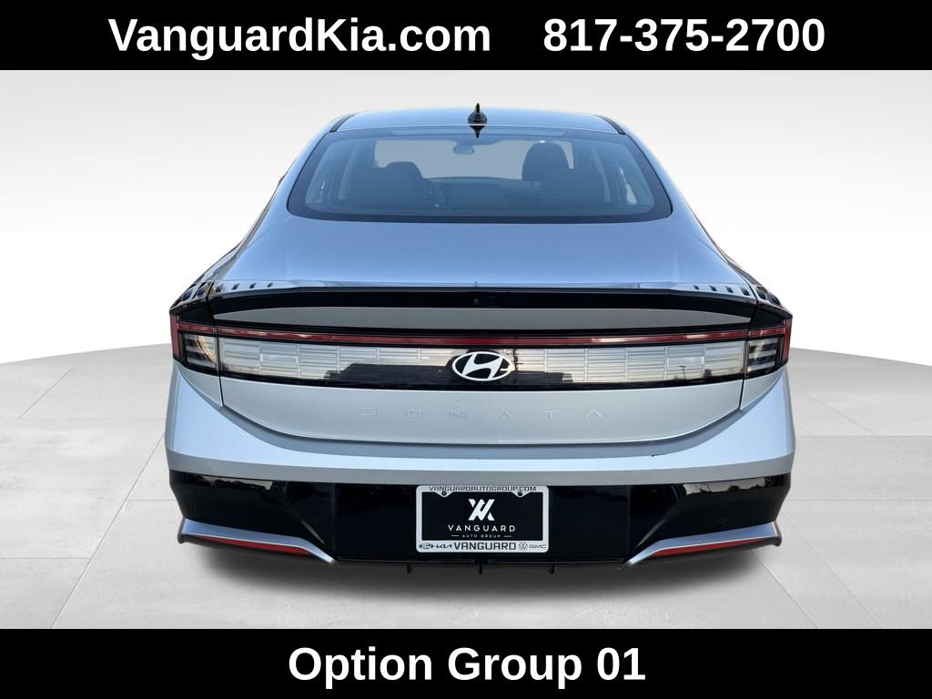 2024 Hyundai Sonata SEL photo 3