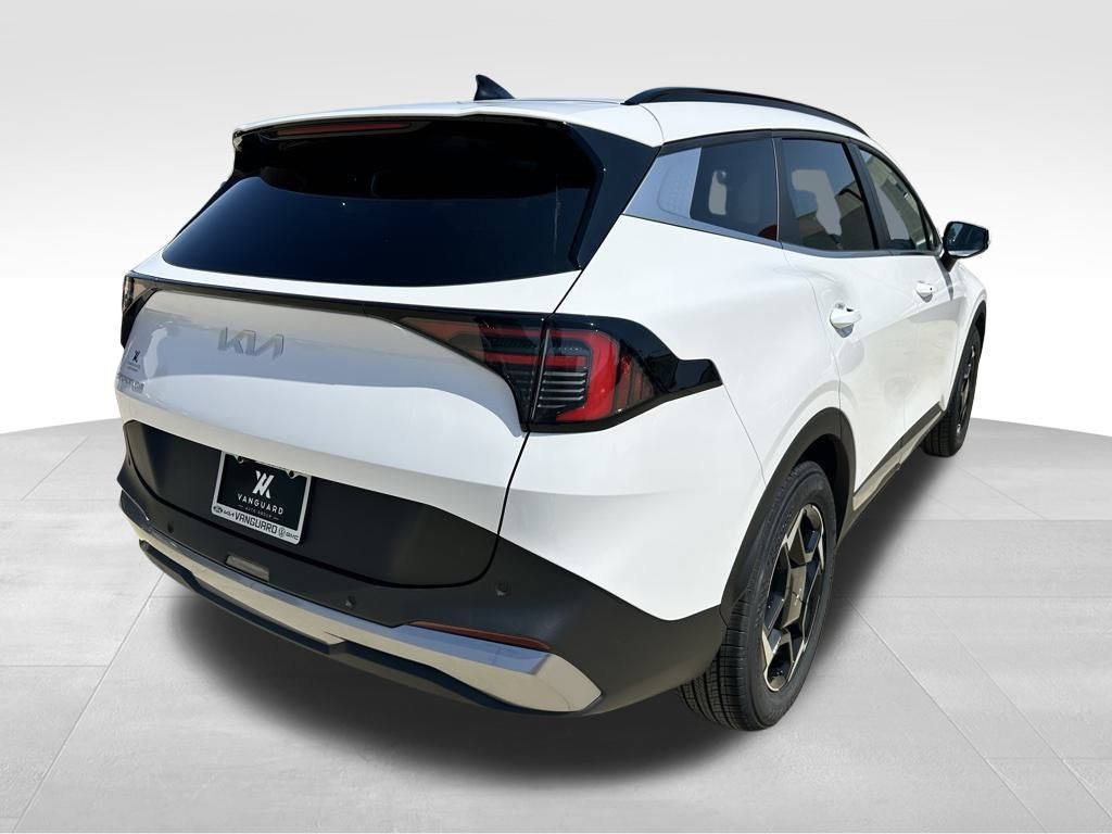 2026 Kia Sportage EX photo 3