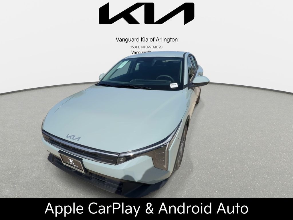 New 2026 Kia K4 LXS Sedan