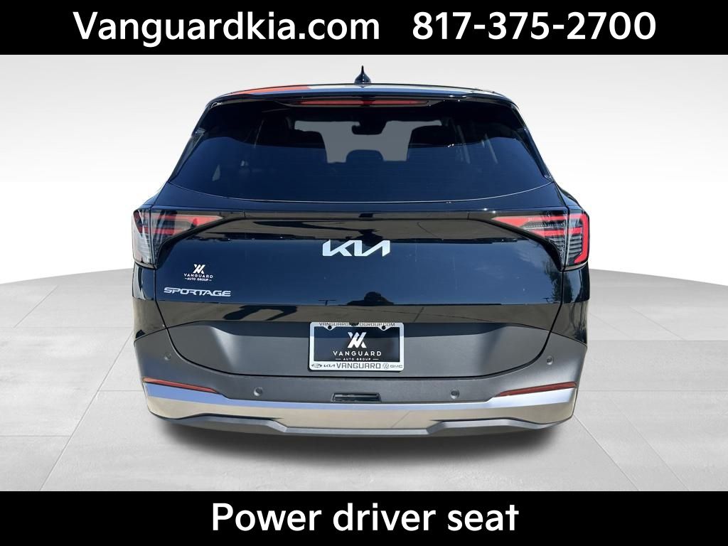 2026 Kia Sportage EX photo 3