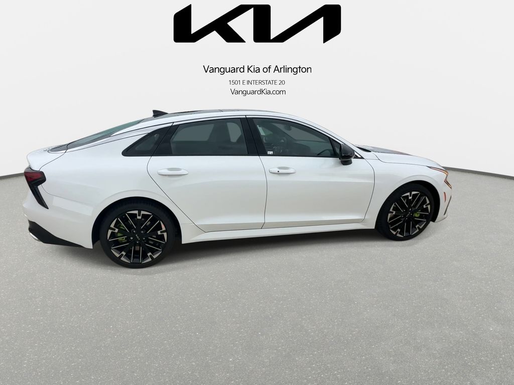2026 Kia K5 GT - Photo 10