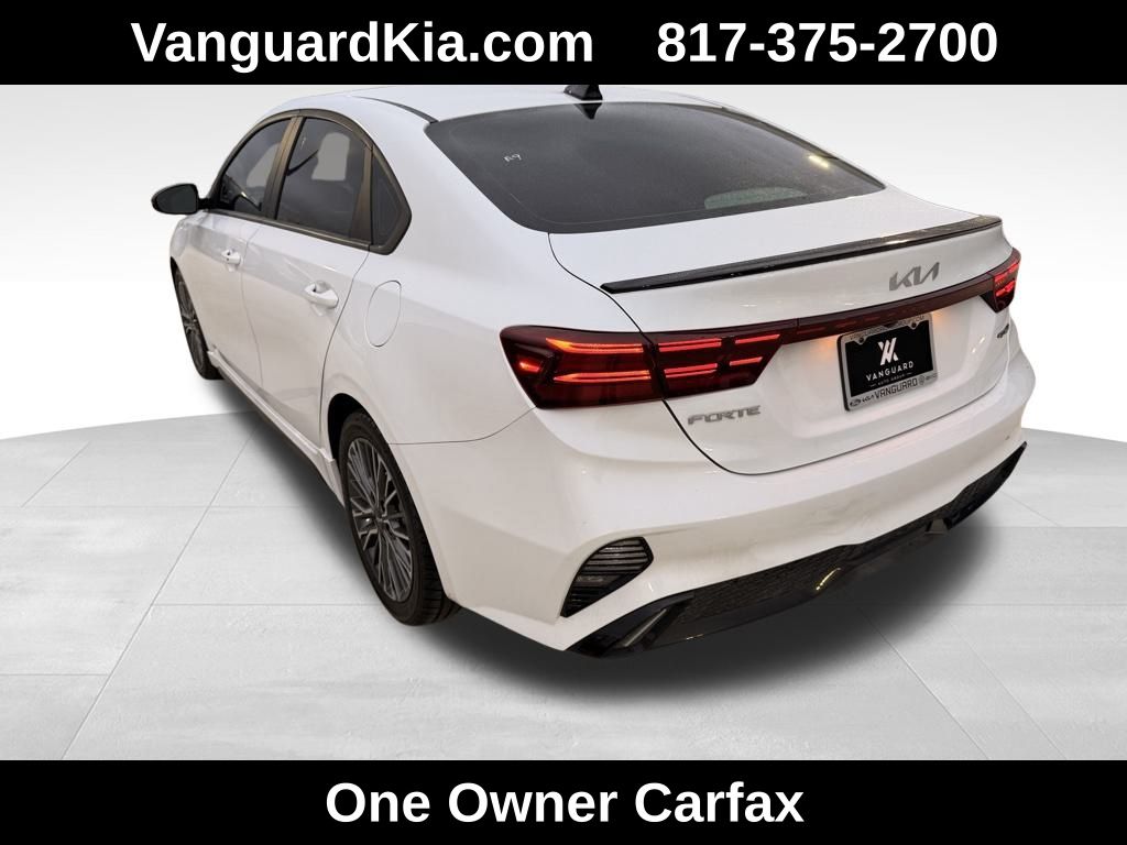 2024 Kia Forte GT-Line photo 2