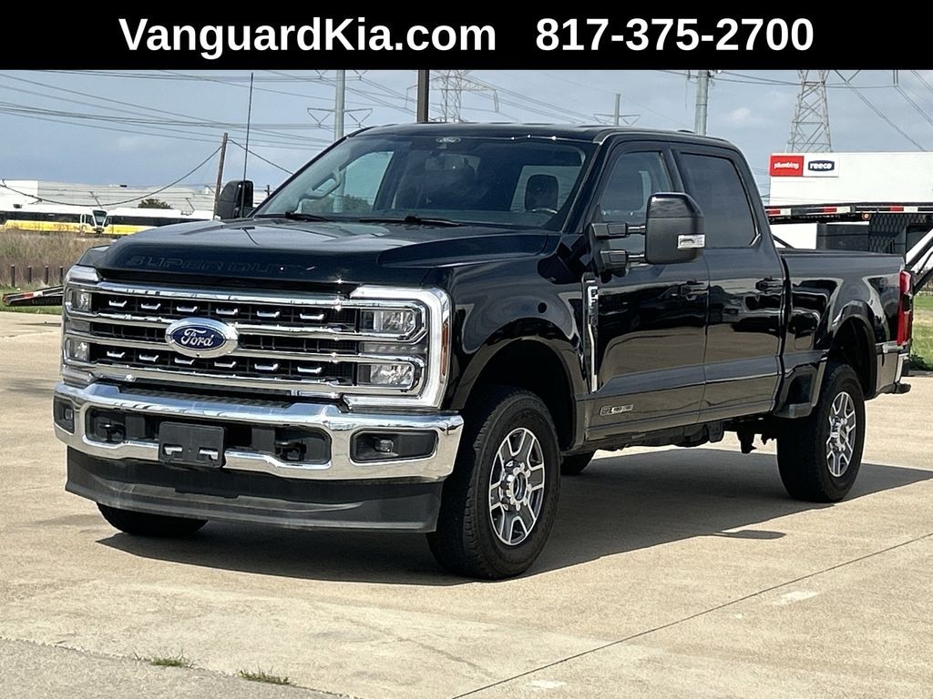 Used 2024 Ford F-250SD Lariat Truck