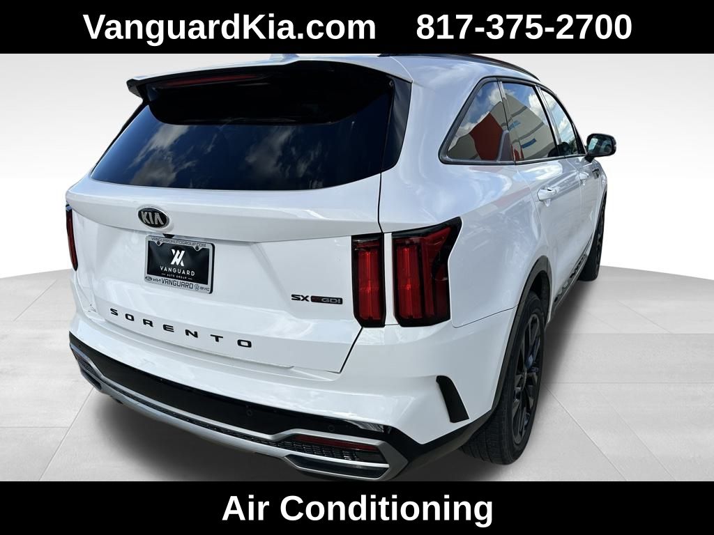2021 Kia Sorento photo 3