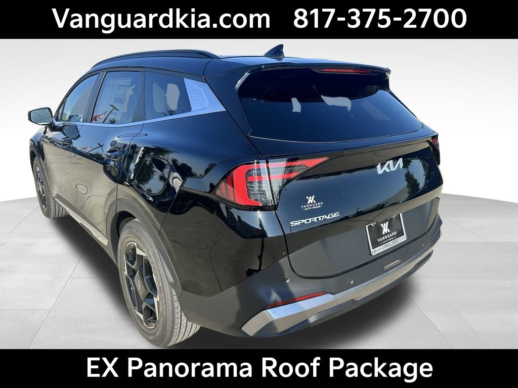 2026 Kia Sportage EX photo 2